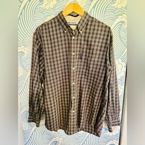 Columbia Casual Button Down Shirt Black and Gray